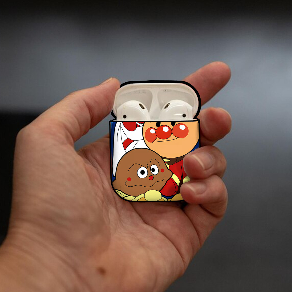 アンパンマン Anpanman AirPods 第2世代保護ケース ハードシェル ブラック 耐衝撃・防指紋・カラビナ付き