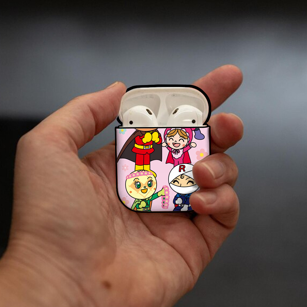アンパンマン Anpanman AirPods 第2世代保護ケース ハードシェル ブラック 耐衝撃・防指紋・カラビナ付き
