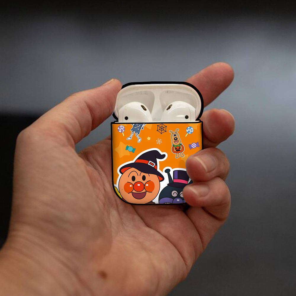 アンパンマン Anpanman AirPods 第2世代保護ケース ハードシェル ブラック 耐衝撃・防指紋・カラビナ付き