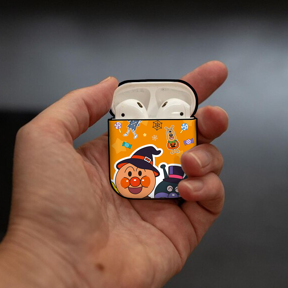 アンパンマン Anpanman AirPods 第2世代保護ケース ハードシェル ブラック 耐衝撃・防指紋・カラビナ付き