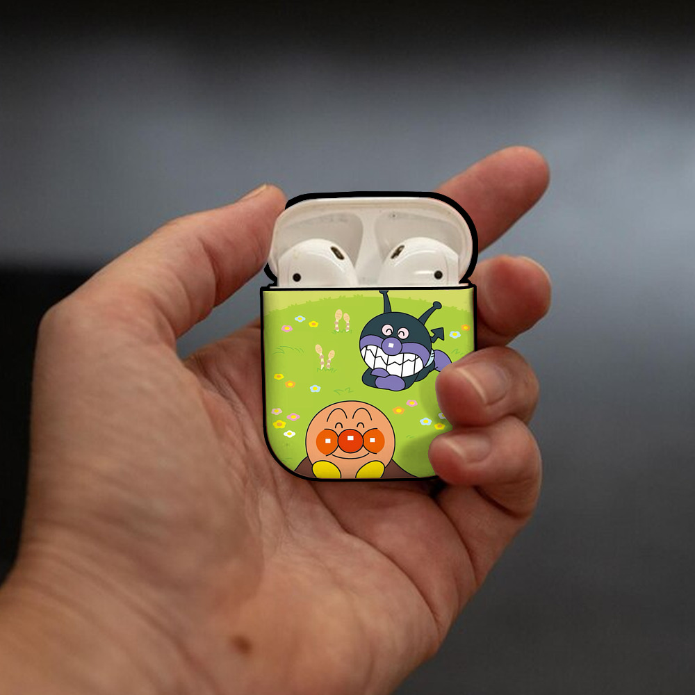 アンパンマン Anpanman AirPods 第2世代保護ケース ハードシェル ブラック 耐衝撃・防指紋・カラビナ付き