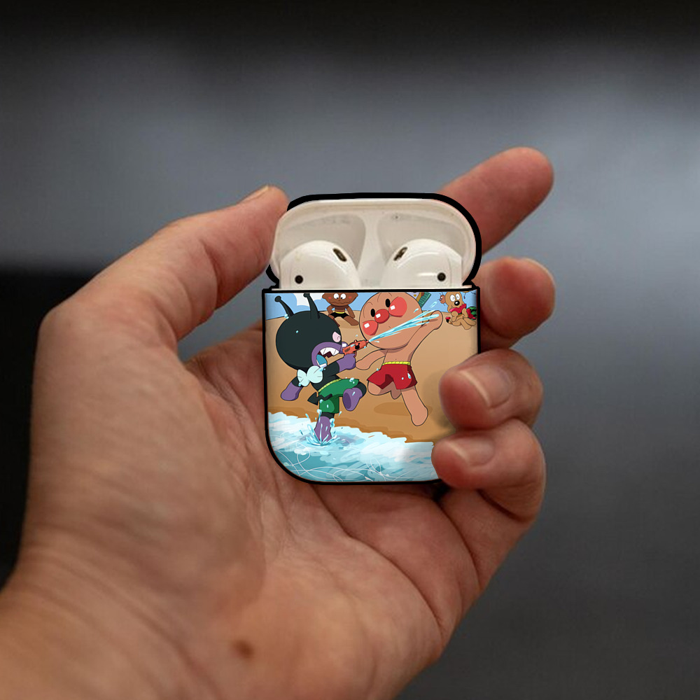 アンパンマン Anpanman AirPods 第2世代保護ケース ハードシェル ブラック 耐衝撃・防指紋・カラビナ付き