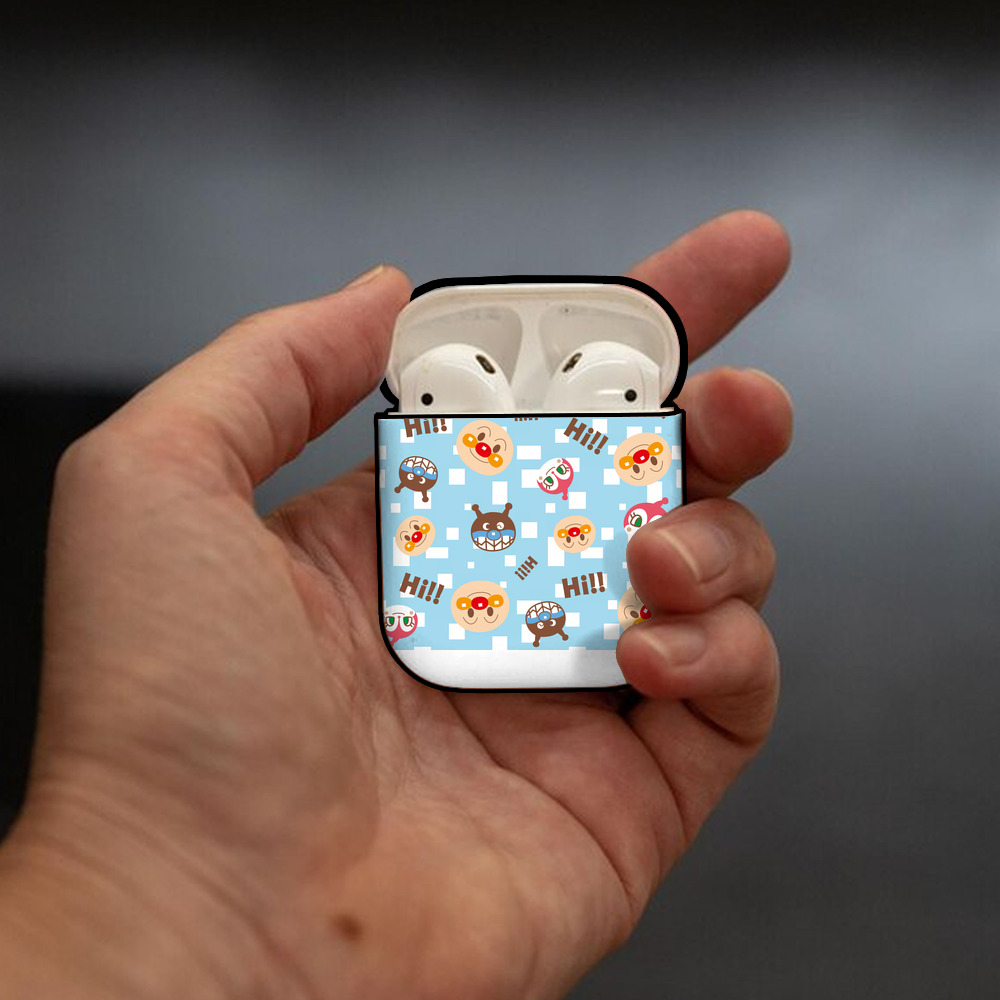 アンパンマン Anpanman AirPods 第2世代保護ケース ハードシェル ブラック 耐衝撃・防指紋・カラビナ付き