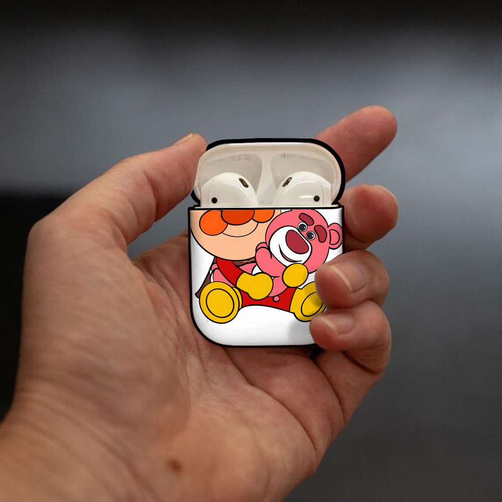 アンパンマン Anpanman AirPods 第2世代保護ケース ハードシェル ブラック 耐衝撃・防指紋・カラビナ付き