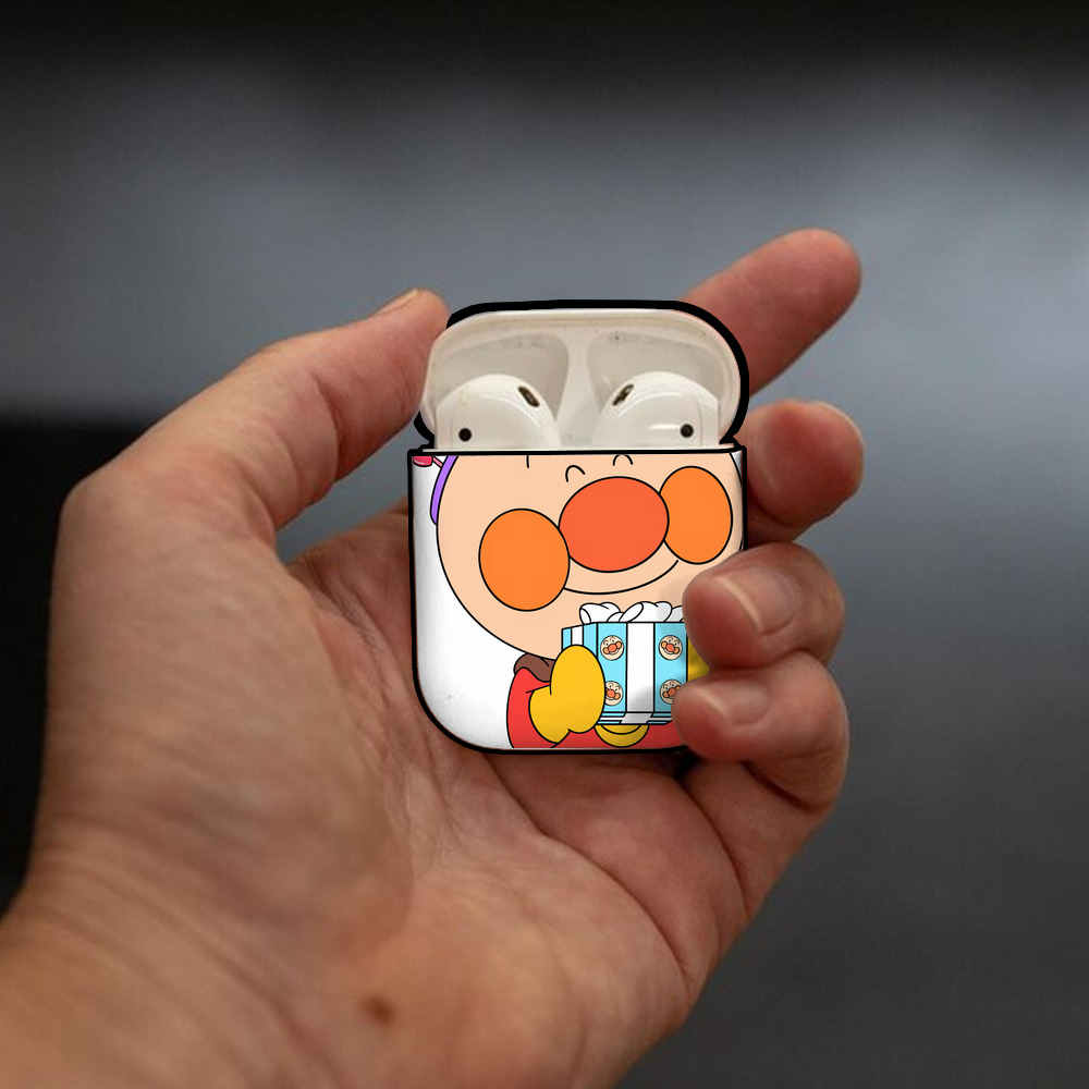 アンパンマン Anpanman AirPods 第2世代保護ケース ハードシェル ブラック 耐衝撃・防指紋・カラビナ付き