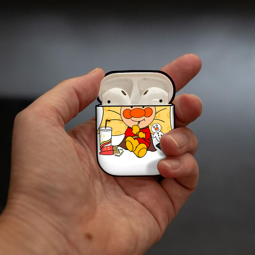 アンパンマン Anpanman AirPods 第2世代保護ケース ハードシェル ブラック 耐衝撃・防指紋・カラビナ付き