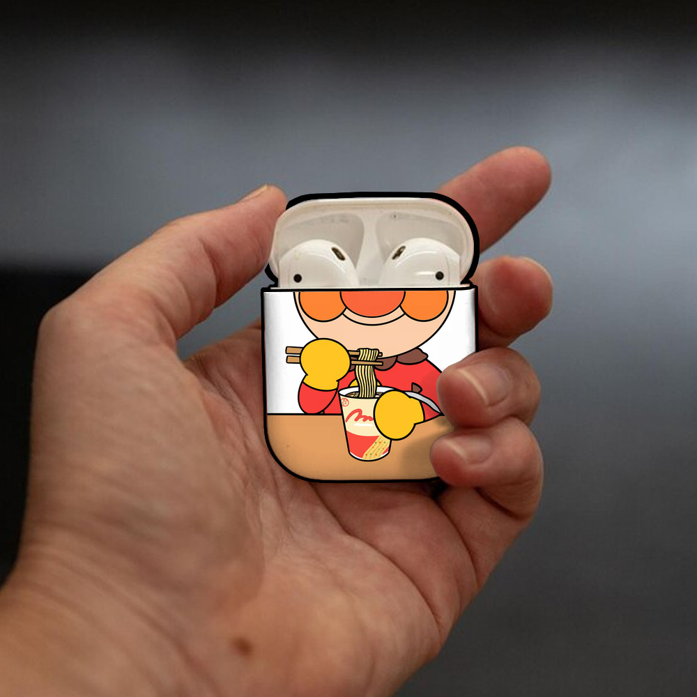 アンパンマン Anpanman AirPods 第2世代保護ケース ハードシェル ブラック 耐衝撃・防指紋・カラビナ付き