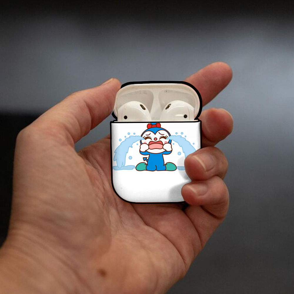 アンパンマン Anpanman AirPods 第2世代保護ケース ハードシェル ブラック 耐衝撃・防指紋・カラビナ付き