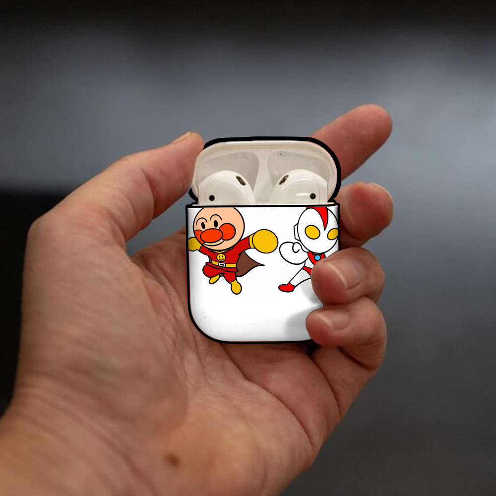 アンパンマン Anpanman AirPods 第2世代保護ケース ハードシェル ブラック 耐衝撃・防指紋・カラビナ付き