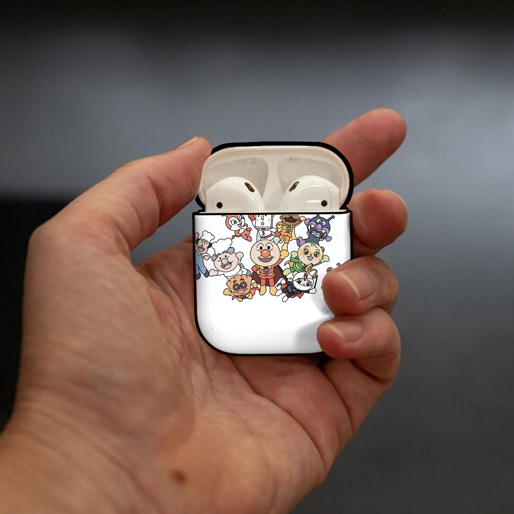 アンパンマン Anpanman AirPods 第2世代保護ケース ハードシェル ブラック 耐衝撃・防指紋・カラビナ付き