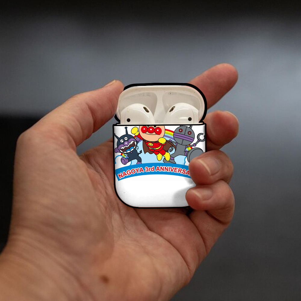 アンパンマン Anpanman AirPods 第2世代保護ケース ハードシェル ブラック 耐衝撃・防指紋・カラビナ付き