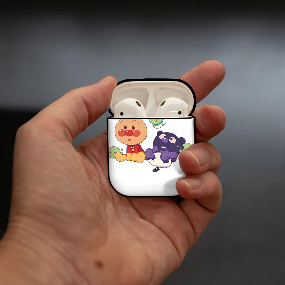 アンパンマン Anpanman AirPods 第2世代保護ケース ハードシェル ブラック 耐衝撃・防指紋・カラビナ付き