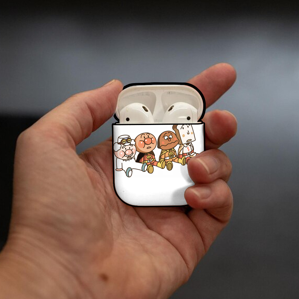 アンパンマン Anpanman AirPods 第2世代保護ケース ハードシェル ブラック 耐衝撃・防指紋・カラビナ付き