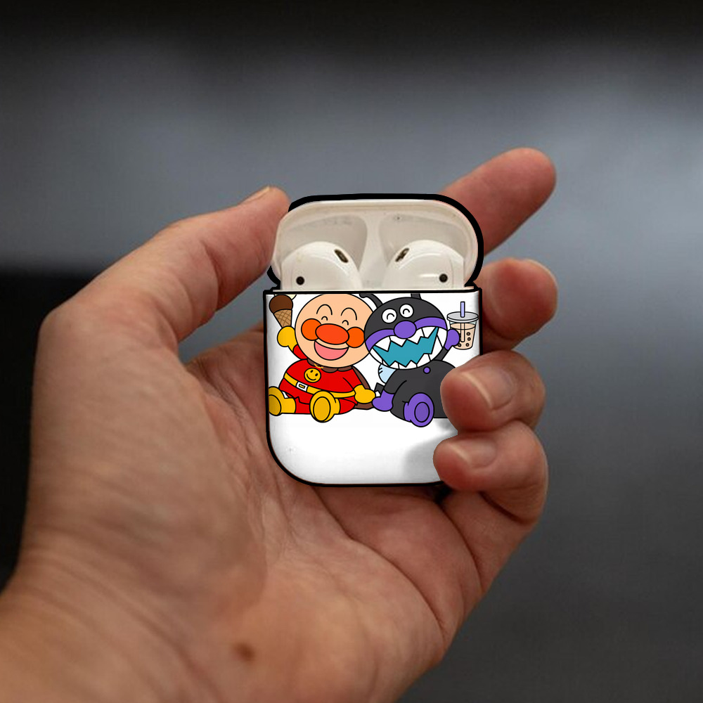 アンパンマン Anpanman AirPods 第2世代保護ケース ハードシェル ブラック 耐衝撃・防指紋・カラビナ付き