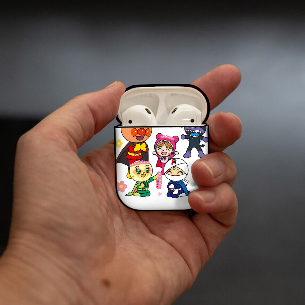 アンパンマン Anpanman AirPods 第2世代保護ケース ハードシェル ブラック 耐衝撃・防指紋・カラビナ付き