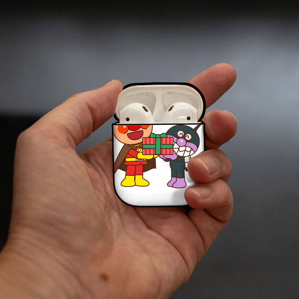 アンパンマン Anpanman AirPods 第2世代保護ケース ハードシェル ブラック 耐衝撃・防指紋・カラビナ付き